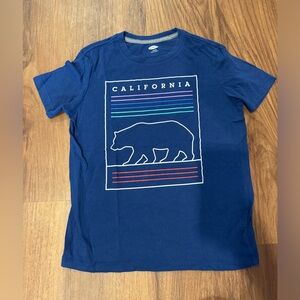 Old navy California tshirt